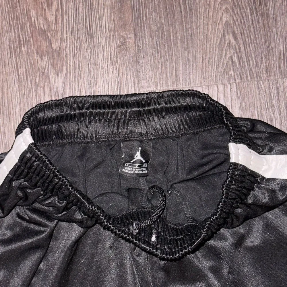 Jordan Vintage Super Rare Basketball Dazzle Shorts Shimmer Black White Small